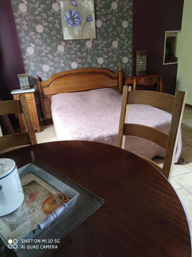 Saint-Vigor-le-Grand Chambre De Pouligny מראה חיצוני תמונה